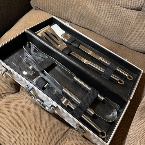 Stainless steel bbq grill - steel,