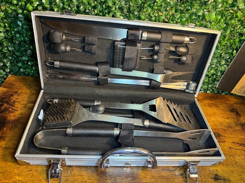 Bbq grill tool set - grill, with